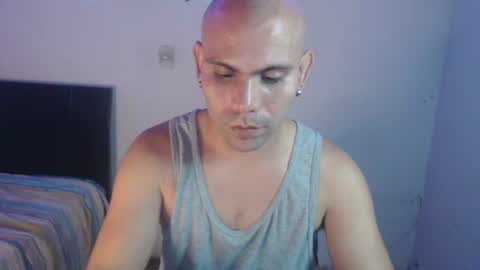 Snapshot of gabrielle_ramirez chatting on 09-10-25, 09:59 Gabriel online show from 09-10-25, 09:59