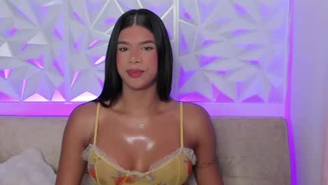 Snapshot of gaby_black_ chatting on 10-09-25, 07:56 Gabriela online show from 10-09-25, 07:56