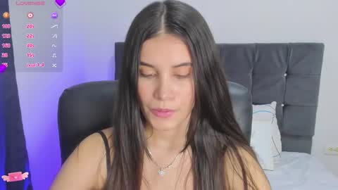 Snapshot of gaby_olsen chatting on 01-07-26, 11:18 Gabriela online show from 01-07-26, 11:18