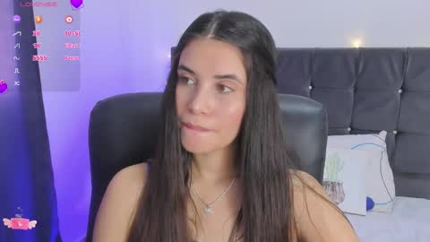 Snapshot of gaby_olsen chatting on 01-09-26, 08:43 Gabriela online show from 01-09-26, 08:43