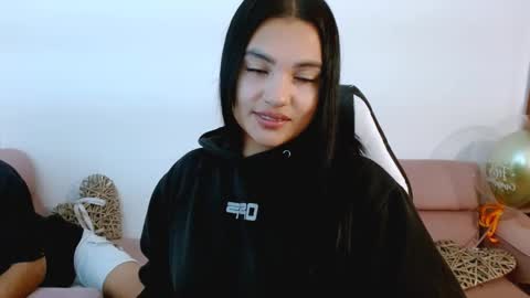 My name is Gabriela.. nice to meet you thumbs up please its very important to me online show from 11-11-25, 05:07