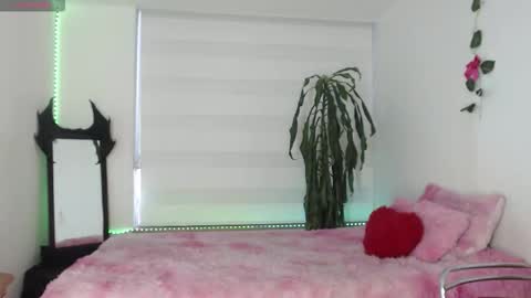 Gaby online show from 10-30-25, 10:10