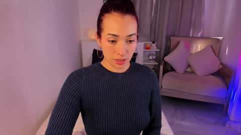 Gabriela online show from 12-04-25, 05:21