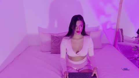 gabycarters online show from 11-28-25, 11:46