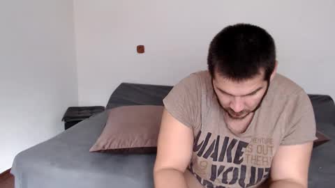 Snapshot of gabyfeatbogdy chatting on 01-28-25, 10:45 gabyfeatbogdy online show from 01-28-25, 10:45