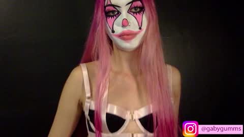 gabygumms online show from 11-06-25, 06:09
