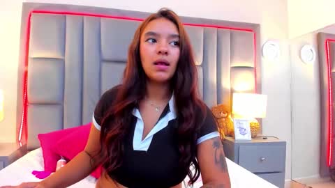 gabymoreau online show from 10-29-25, 08:32