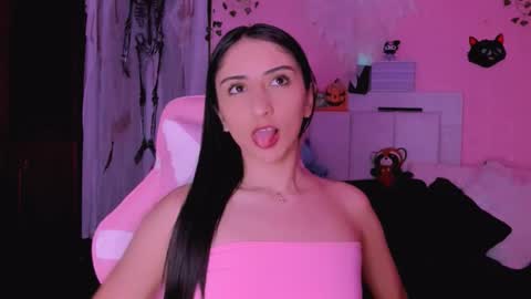 gabyye capprins online show from 10-31-25, 12:33