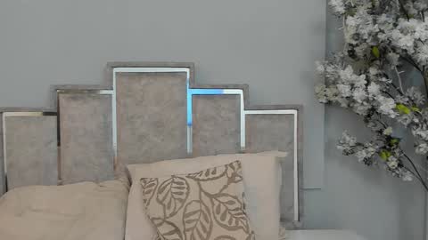 gabyyjones online show from 02-12-25, 11:18