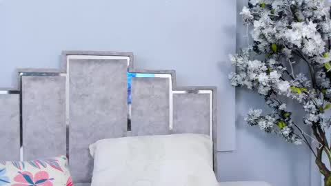 gabyyjones online show from 03-12-25, 11:31