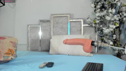 gabyyjones online show from 09-15-25, 11:21