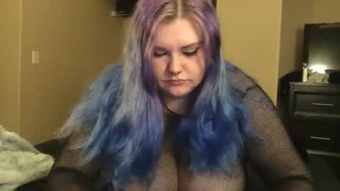 Snapshot of gaebaetae chatting on 02-14-25, 12:51 Eryn online show from 02-14-25, 12:51