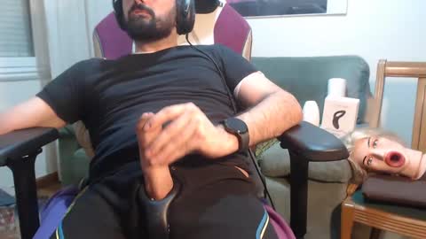 Snapshot of gag0nmyc0ck chatting on 03-11-25, 12:22 your master online show from 03-11-25, 12:22