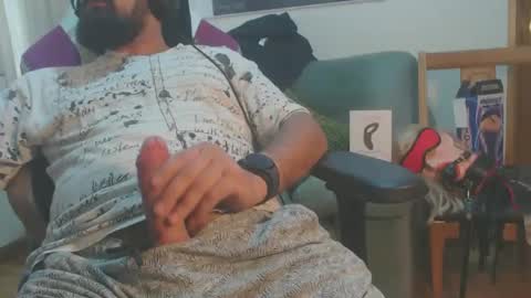 Snapshot of gag0nmyc0ck chatting on 09-09-25, 10:48 your master online show from 09-09-25, 10:48