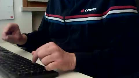 Snapshot of gagjno chatting on 01-18-26, 07:50 gagjno online show from 01-18-26, 07:50