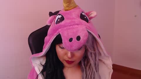 Kate 3 online show from 09-24-25, 07:39