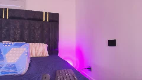 galaanderson online show from 12-16-25, 11:59