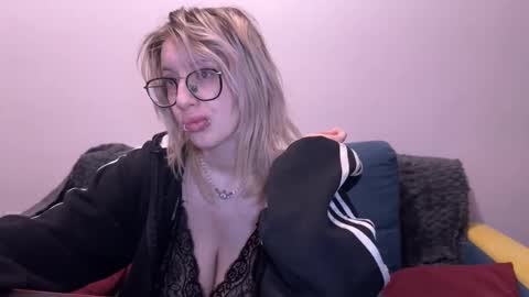 GaamachuuUlfinaa online show from 10-31-25, 08:21