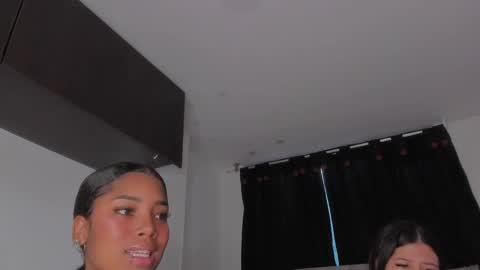 Snapshot of game_with_lesbians_ chatting on 03-08-25, 11:05 game with lesbians online show from 03-08-25, 11:05