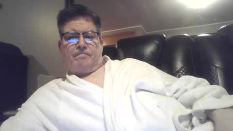 Snapshot of gameon1969 chatting on 01-26-25, 12:33 gameon1969 online show from 01-26-25, 12:33