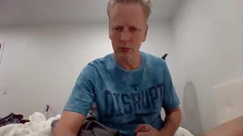 gamerboy200 online show from 09-25-25, 12:03