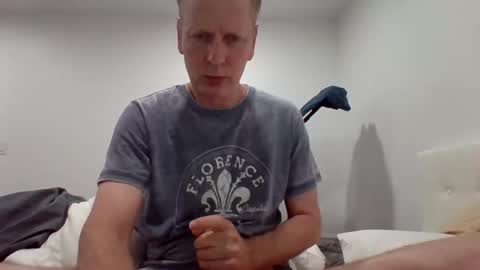 gamerboy200 online show from 10-30-25, 01:40