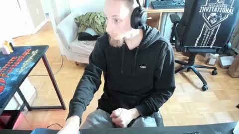 GamingPleasure online show from 01-14-25, 04:18