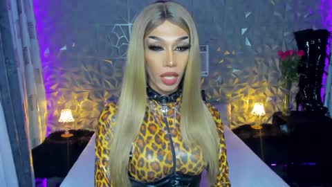 Snapshot of ganexxxx chatting on 01-14-25, 04:08 MISSANN online show from 01-14-25, 04:08