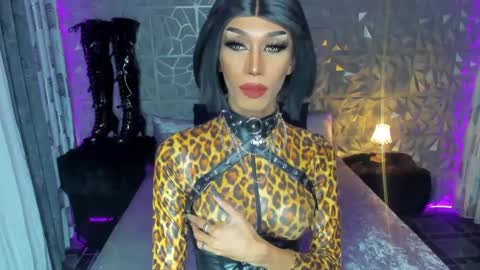 Snapshot of ganexxxx chatting on 01-14-25, 10:12 MISSANN online show from 01-14-25, 10:12