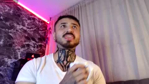 Chris  Dont forget to gift me thumb up Its very important to me and makes me happy AF  online show from 11-21-25, 06:34