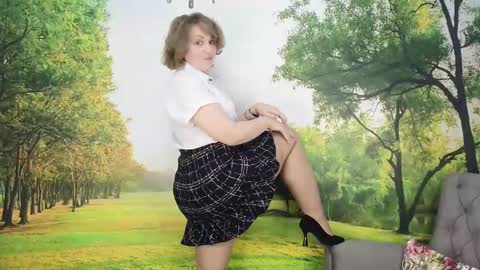 Ava online show from 02-17-25, 10:40