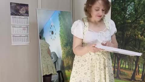 Ava online show from 03-04-25, 10:35