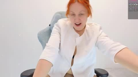 Ava online show from 11-30-25, 07:01