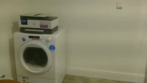 Snapshot of garybaker60 chatting on 09-30-25, 06:13 Gaz online show from 09-30-25, 06:13