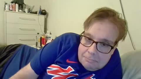 Snapshot of garyg930 chatting on 03-01-25, 10:42 Gary online show from 03-01-25, 10:42