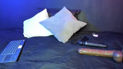 Snapshot of gasai_usagi_gh chatting on 09-23-25, 07:28  Usagi  online show from 09-23-25, 07:28