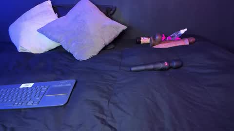 Snapshot of gasai_usagi_gh chatting on 09-25-25, 07:28  Usagi  online show from 09-25-25, 07:28