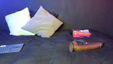 Snapshot of gasai_usagi_gh chatting on 09-27-25, 08:14  Usagi  online show from 09-27-25, 08:14