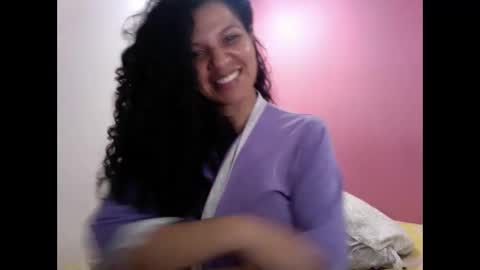 Snapshot of gatubelahotxxx chatting on 01-06-25, 03:20 gatubelahotxxx online show from 01-06-25, 03:20