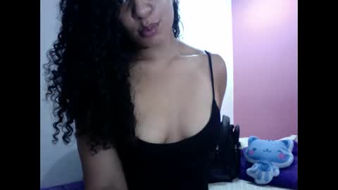 Snapshot of gatubelahotxxx chatting on 01-19-25, 10:39 gatubelahotxxx online show from 01-19-25, 10:39