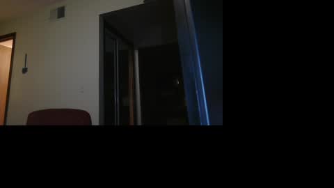 Snapshot of gavineverett3 chatting on 10-16-25, 04:35 gavineverett3 online show from 10-16-25, 04:35