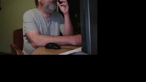 Snapshot of gavineverett3 chatting on 10-21-25, 06:36 gavineverett3 online show from 10-21-25, 06:36