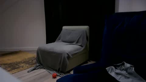 Snapshot of gaycut9093 chatting on 02-19-26, 09:44 gaycut9093 online show from 02-19-26, 09:44