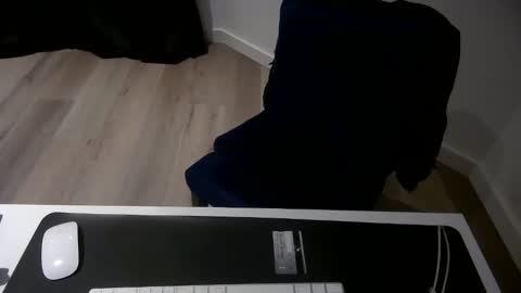 Snapshot of gaycut9093 chatting on 02-24-26, 08:18 gaycut9093 online show from 02-24-26, 08:18