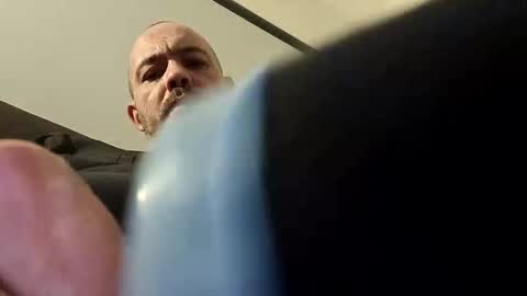 Snapshot of gazg1984 chatting on 12-24-24, 10:17 gazg1984 online show from 12-24-24, 10:17