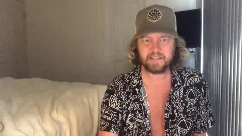 gcsurfer81 online show from 09-29-25, 05:34