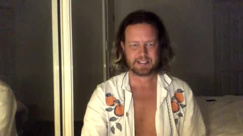 gcsurfer81 online show from 10-15-25, 08:03