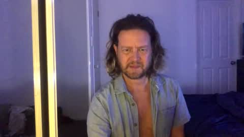 gcsurfer81 online show from 11-10-25, 08:13