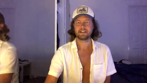 gcsurfer81 online show from 02-23-26, 08:33