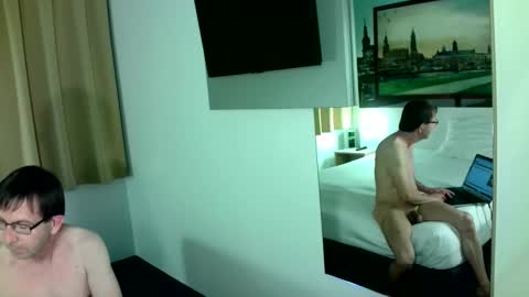 Snapshot of gegemei200 chatting on 11-02-25, 03:36 Ask me - if you want Ill probably be back online on December 20th around 200 German time online show from 11-02-25, 03:36